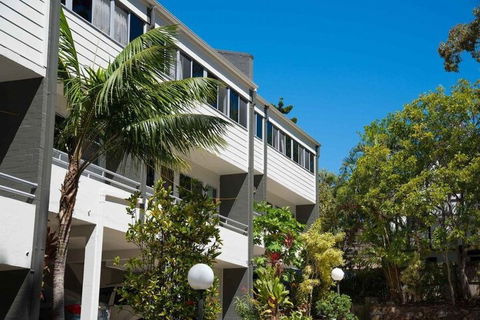 Palm Court Noosa - Accommodation Tasmania 1