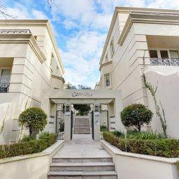 Caroline Serviced Apartments South Yarra - Accommodation Tasmania 3