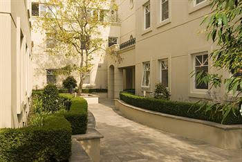 Caroline Serviced Apartments South Yarra - Accommodation Tasmania 0