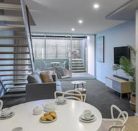 Oaks Nelson Bay Lure Suites - Accommodation Tasmania