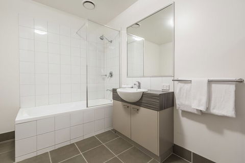 Quest Sale - Accommodation Tasmania 4