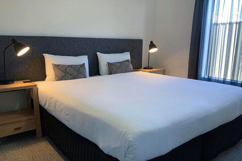 Quest Sale - Accommodation Tasmania 3
