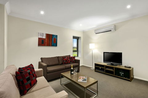 Quest Singleton - Accommodation Tasmania 3
