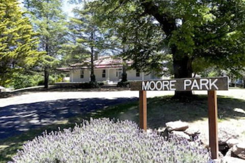 Moore Park Inn - Accommodation Tasmania 0