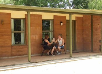 Territory Manor Motel & Caravan Park - Accommodation Tasmania 0