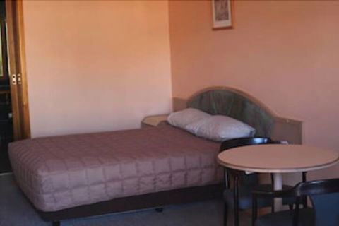 Nandewar Motor Inn - Accommodation Tasmania 2