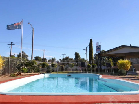 Crossroads Motel - Accommodation Tasmania 2