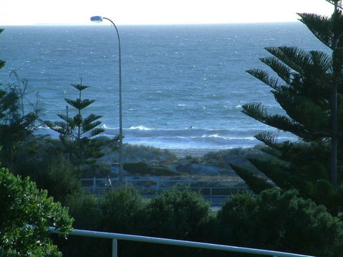 Scarborough & Absolutely Beachfront - Accommodation Tasmania 3
