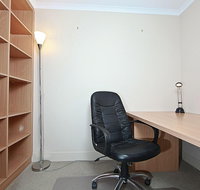 Accommodate Canberra - The Avenue - Accommodation Tasmania