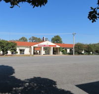 Bishops Lodge Narrandera - Accommodation Tasmania
