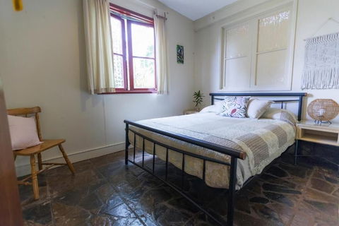 On The Wallaby Eco Lodge - Hostel - Accommodation Tasmania 2