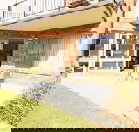 Pelican Waters - Accommodation Tasmania