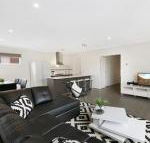 Palm Grove Beach House Dromana - Accommodation Tasmania