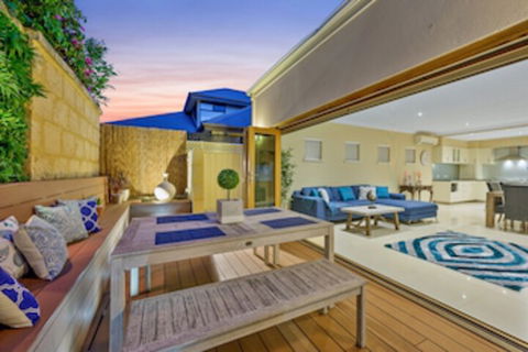 Sorrento Beach Manor - Accommodation Tasmania 0