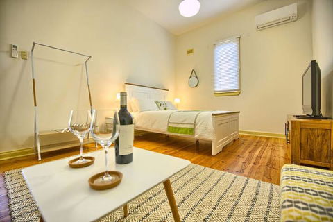 Spencer Suites Albany - Accommodation Tasmania 1