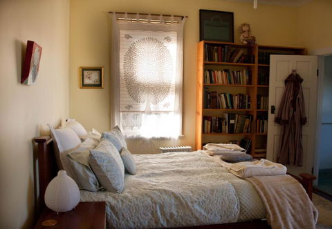 Lottis House - Accommodation Tasmania 2