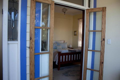 Lottis House - Accommodation Tasmania 7