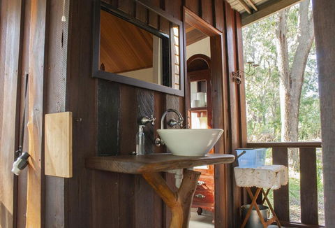 Barrabup Sanctuary BirdHide - Accommodation Tasmania 3