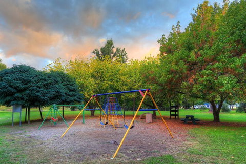 Colac Colac Caravan Park - Accommodation Tasmania 6