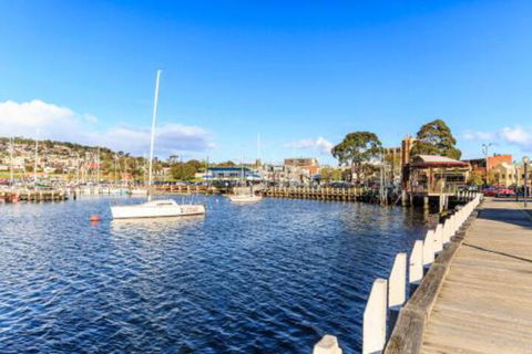 Bellerive Marina View Apartments NO 27 - Accommodation Tasmania 5
