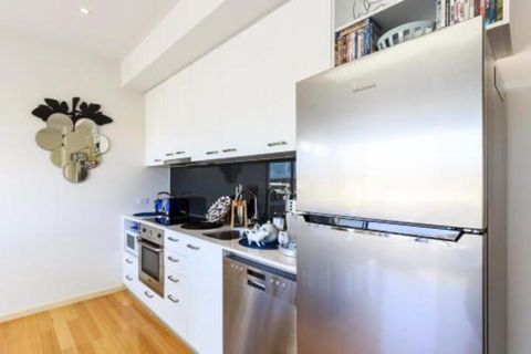 Bellerive Marina View Apartments NO 27 - Accommodation Tasmania 4
