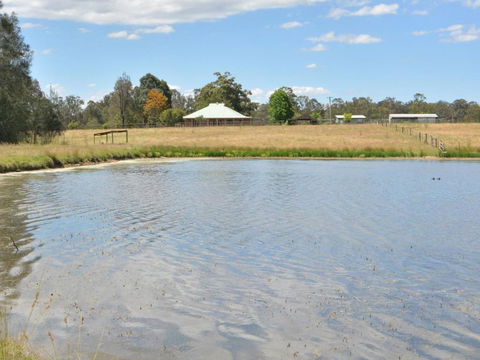 Grasmere Estate Homestead Hear The Lions Roar From Nearby Hunter Valley Zoo - Accommodation Tasmania 1