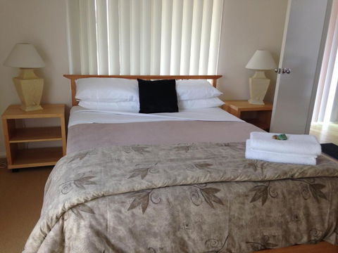 Dillon 7 - Accommodation Tasmania 2