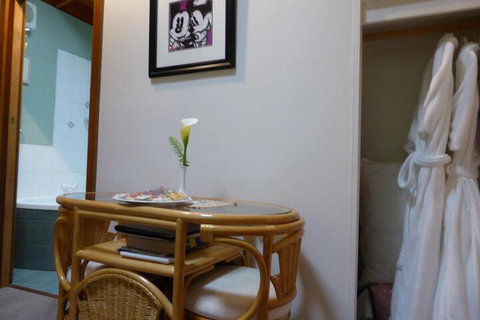 Aldgate Lodge Bed & Breakfast - Accommodation Tasmania 2