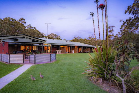 Waterfall Springs Retreat And Wildlife Sanctuary - Accommodation Tasmania 4