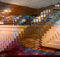 Golden Grain Motor Inn - Accommodation Tasmania