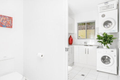 A PERFECT STAY - Jali Burugar - Accommodation Tasmania 4