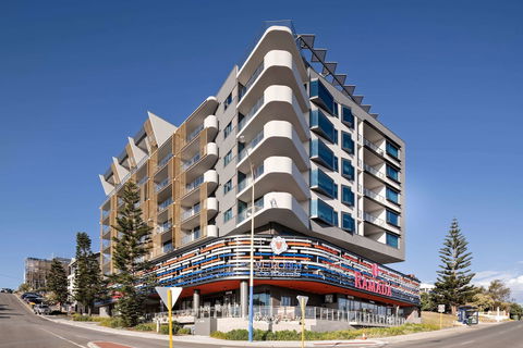 Ramada VetroBlu Scarborough Beach - Accommodation Tasmania 4