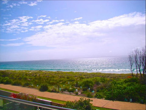 Waterfront Dream Vincentia - Accommodation Tasmania 4
