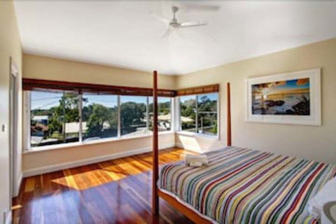 Away On Seaview Street - Accommodation Tasmania 4
