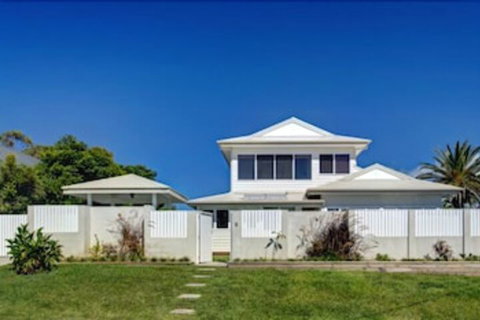 Away On Seaview Street - Accommodation Tasmania 1