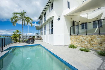 Waters Edge Townhouse 2 - Accommodation Tasmania 2