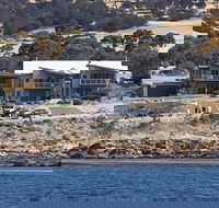 Penneshaw Oceanview Apartments - Accommodation Tasmania
