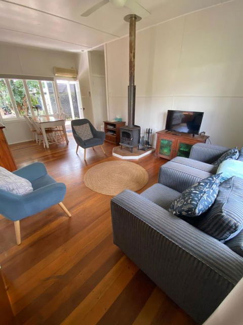 Miss Bullens Cottage - Accommodation Tasmania 5