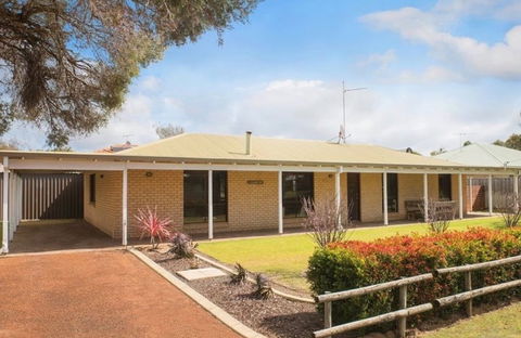 Crystal Shores - Accommodation Tasmania 2
