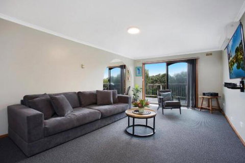 Beacon Point House - Accommodation Tasmania 3