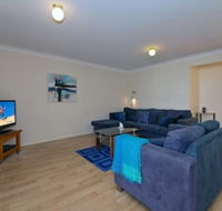Sandcastles 2 / 23 Robinson Street - Accommodation Tasmania