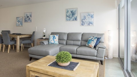 Absolute Waterfront Magnetic Island - Accommodation Tasmania 3
