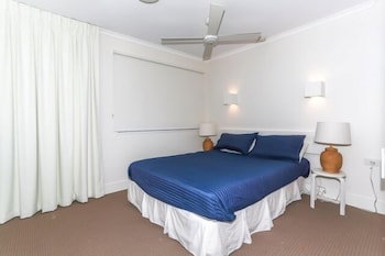 Taranaki - Accommodation Tasmania 0