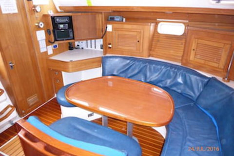 Sailtas - Sailing Charters To Bruny Island - Adults Only - Accommodation Tasmania 0