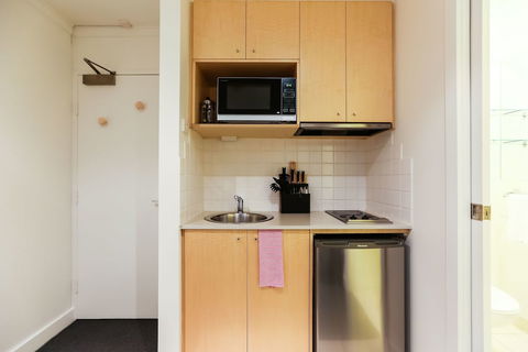 WILLOW, Carlton Studio Apartment - Accommodation Tasmania 3