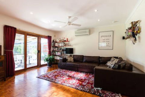 KELLY, 3BDR Northcote House - Accommodation Tasmania 0
