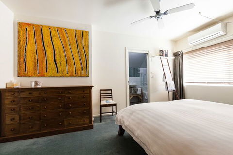 KELLY, 3BDR Northcote House - Accommodation Tasmania 5