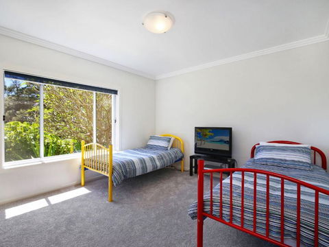 Ocean Breeze 41 Kurrawyba Avenue Terrigal - Accommodation Tasmania 1