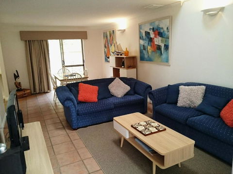 Beachside Apartment - Accommodation Tasmania 3