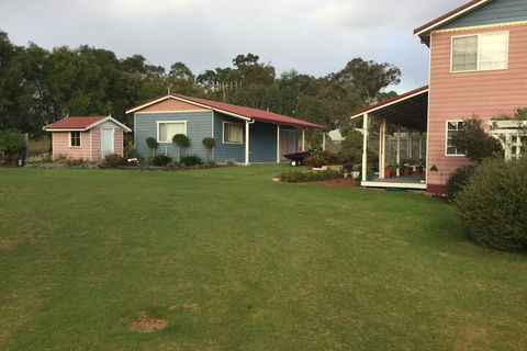 Painted Lady Bed & Breakfast - Accommodation Tasmania 7